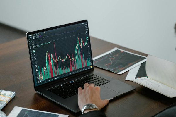 Comment évaluer la qualité de l’or avant l’achat ?
